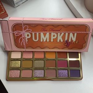 *NEW Too Faced Pumpkin Spice Palette